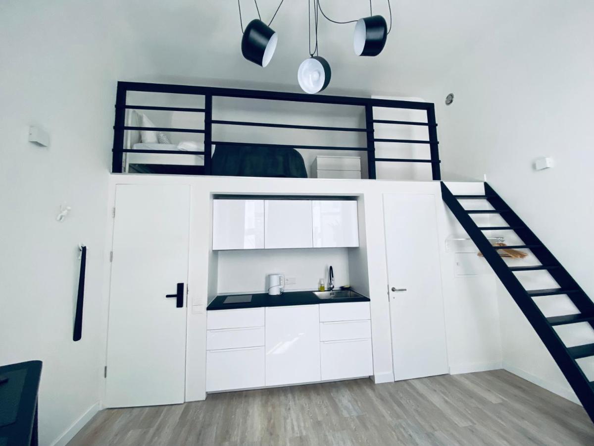 B&W Apartment 里加 外观 照片